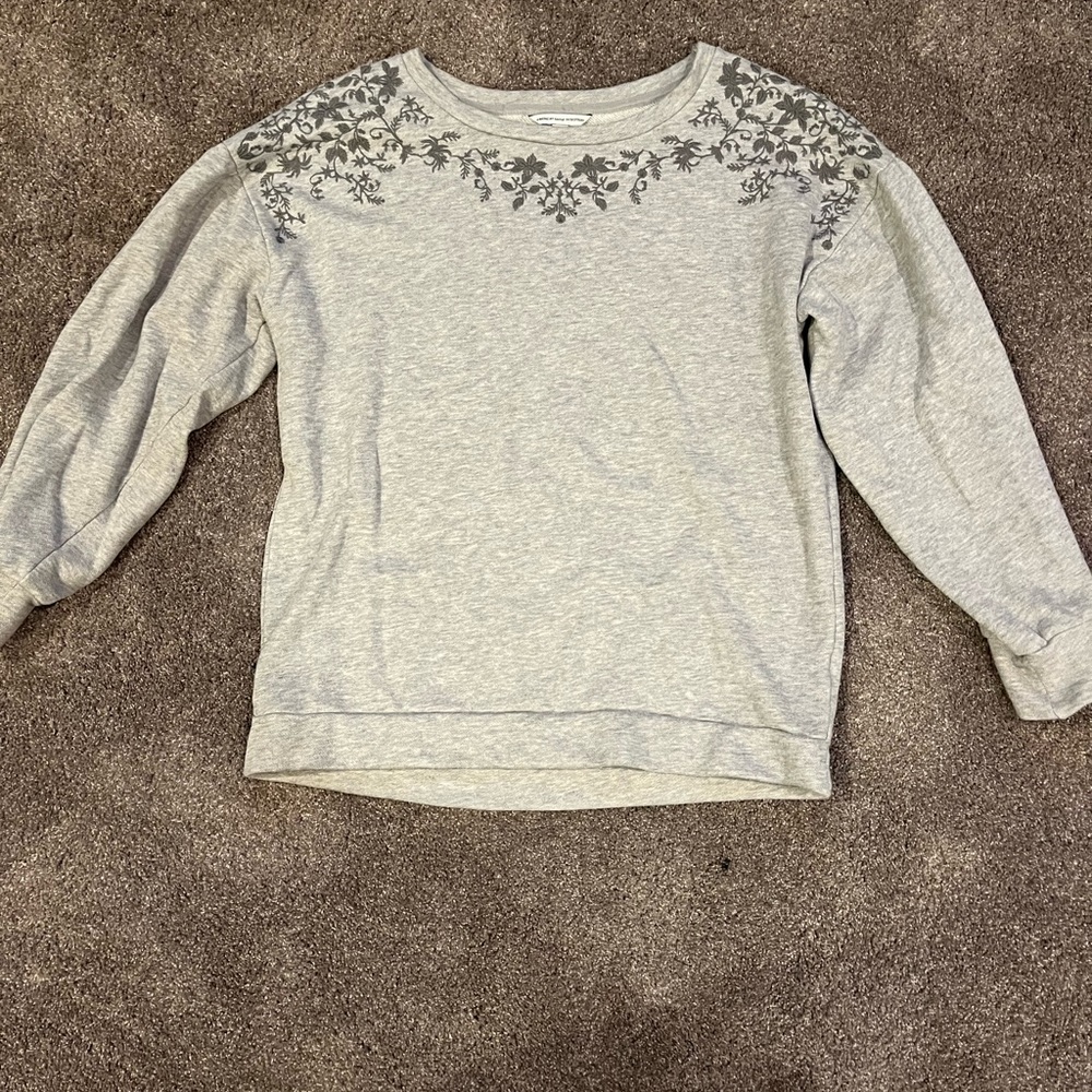 American eagle sweater